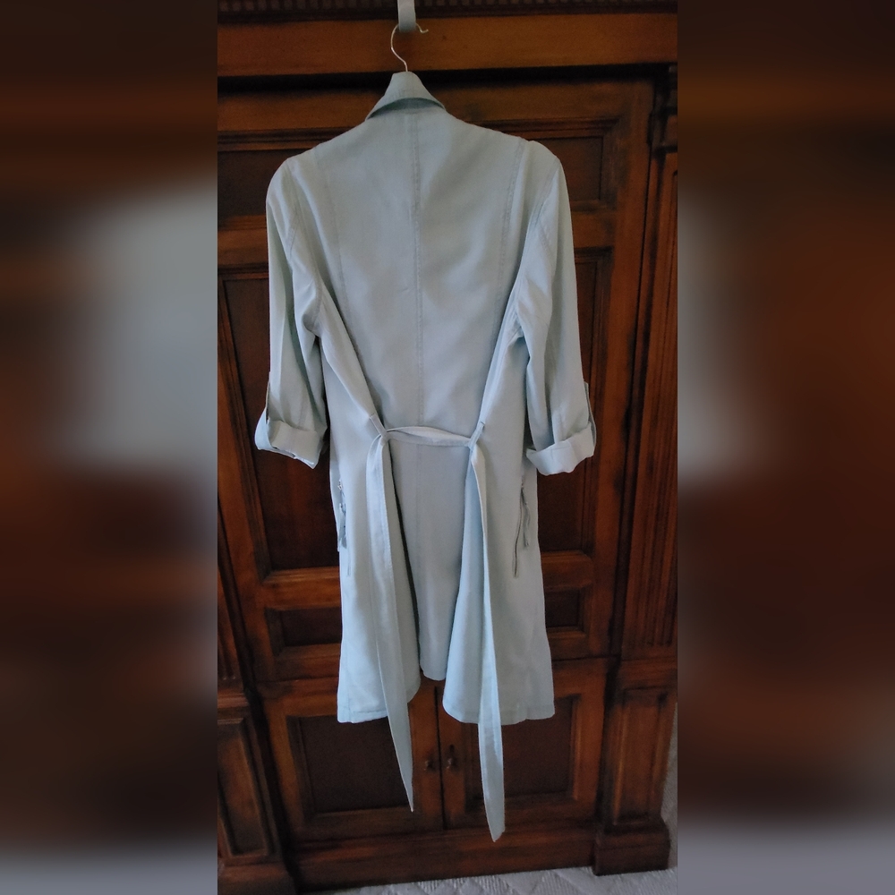 Women'BCBG Light Weight, Cotton Blend Coat/Duster/Trench Coat -  Size Large - Picture 6 of 7
